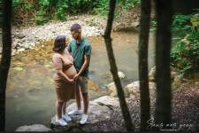 Julie RENAUT - SOUS NOS YEUX